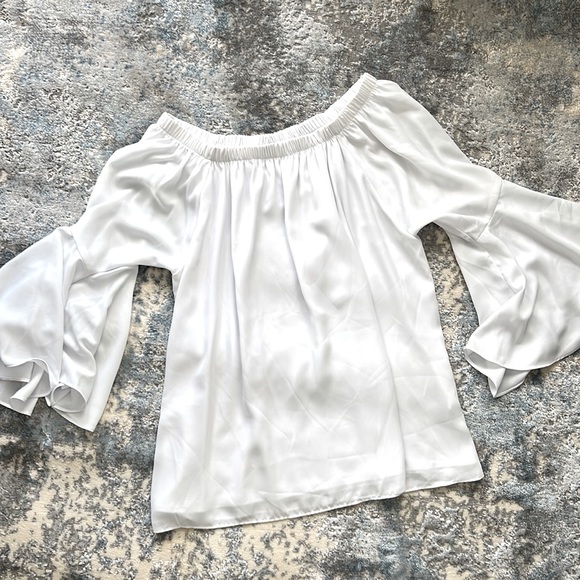 Womens White Chiffon Blouse with Bell Sleeves by Tangerine Size Large - Picture 1 of 5